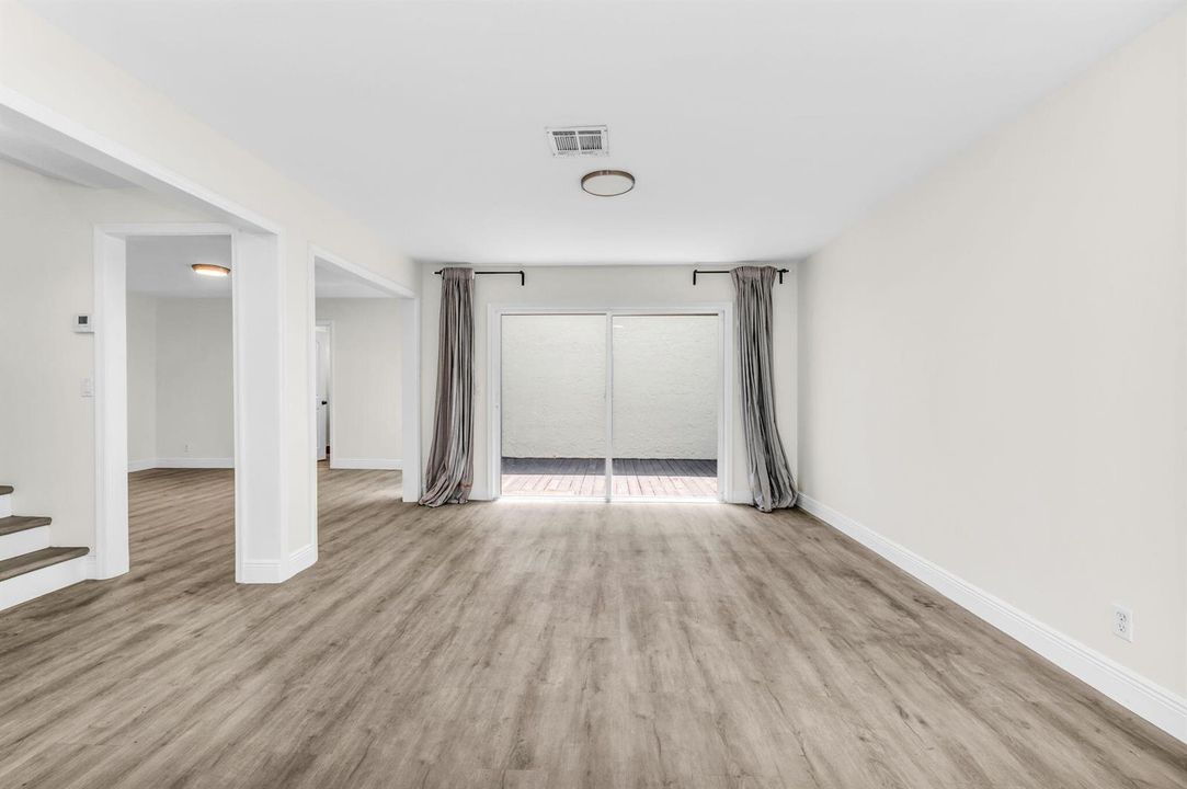 1-web-or-mls-photo-1