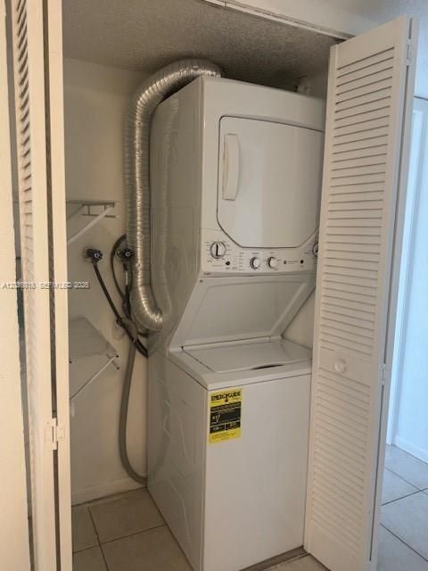 En Venta: $190,000 (2 camas, 2 baños, 870 Pies cuadrados)