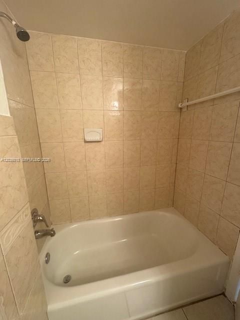 En Venta: $190,000 (2 camas, 2 baños, 870 Pies cuadrados)