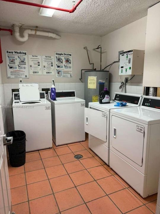 For Rent: $2,000 (2 beds, 1 baths, 714 Square Feet)