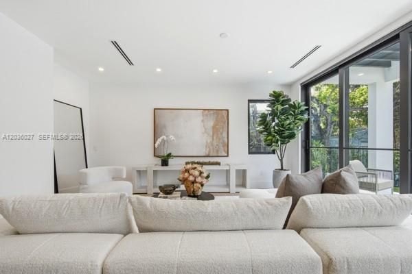 En Venta: $2,999,990 (4 camas, 3 baños, 0 Pies cuadrados)