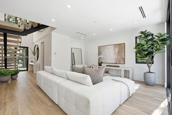 En Venta: $2,999,990 (4 camas, 3 baños, 0 Pies cuadrados)