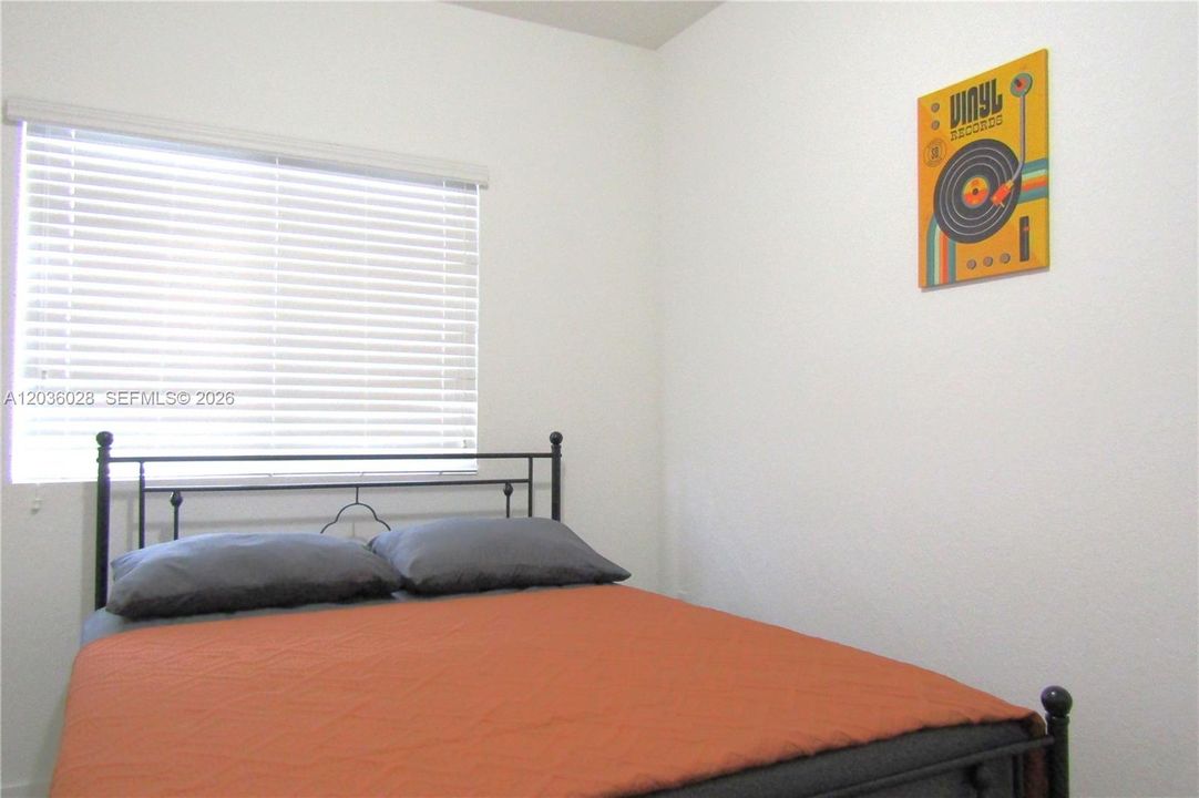 For Rent: $2,700 (3 beds, 2 baths, 1463 Square Feet)