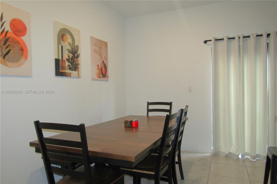 For Rent: $2,700 (3 beds, 2 baths, 1463 Square Feet)