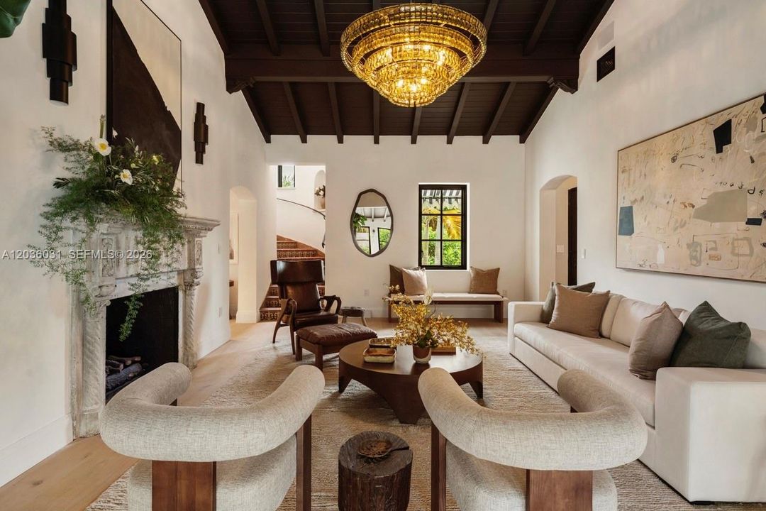 For Sale: $9,995,000 (4 beds, 5 baths, 4062 Square Feet)