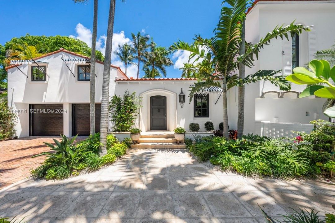 For Sale: $9,995,000 (4 beds, 5 baths, 4062 Square Feet)