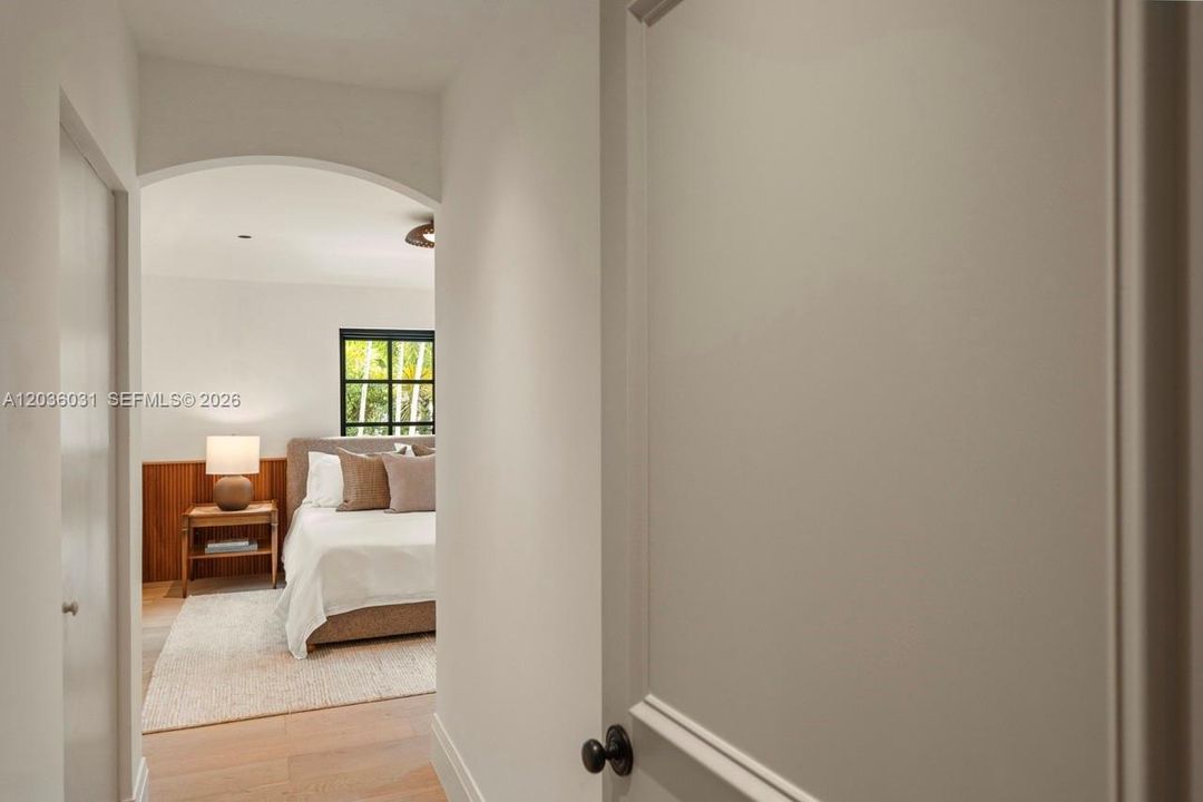 For Sale: $9,995,000 (4 beds, 5 baths, 4062 Square Feet)