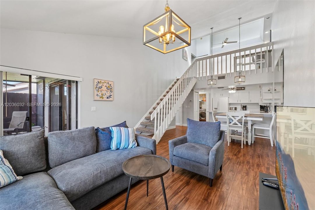 For Rent: $2,250 (2 beds, 2 baths, 1197 Square Feet)