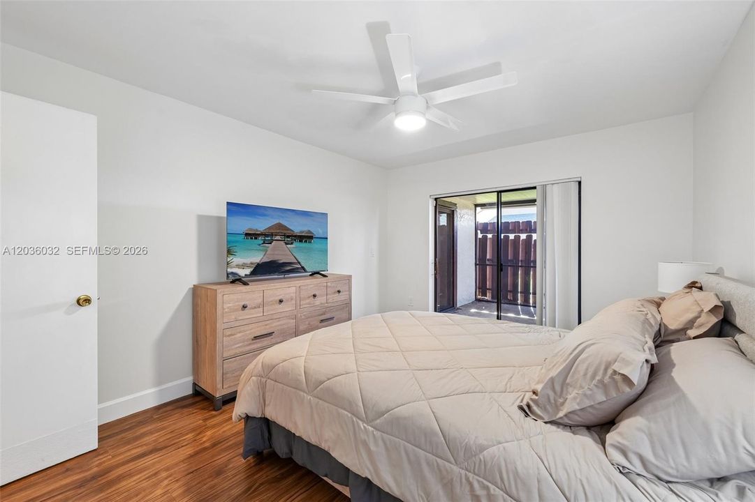 For Rent: $2,250 (2 beds, 2 baths, 1197 Square Feet)