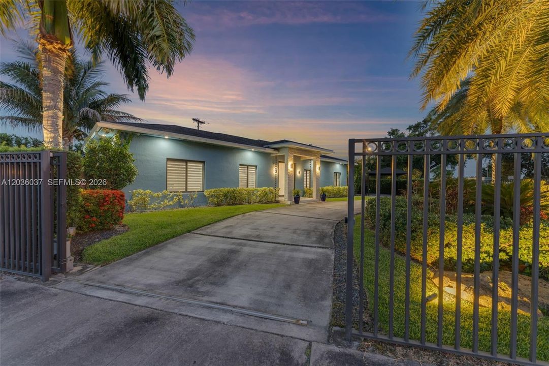 En Venta: $1,199,000 (3 camas, 2 baños, 1929 Pies cuadrados)