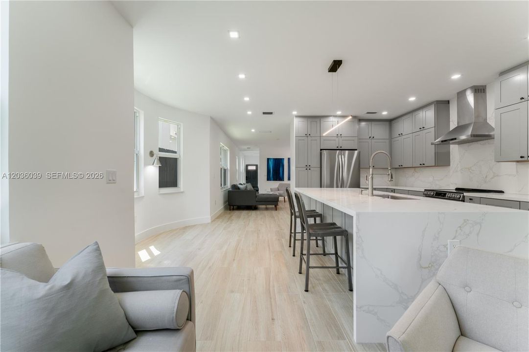 For Rent: $13,000 (3 beds, 2 baths, 1650 Square Feet)