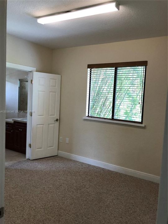 For Rent: $5,500 (3 beds, 2 baths, 1719 Square Feet)
