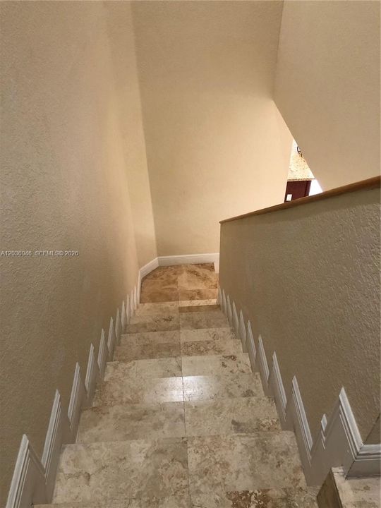 For Rent: $5,500 (3 beds, 2 baths, 1719 Square Feet)