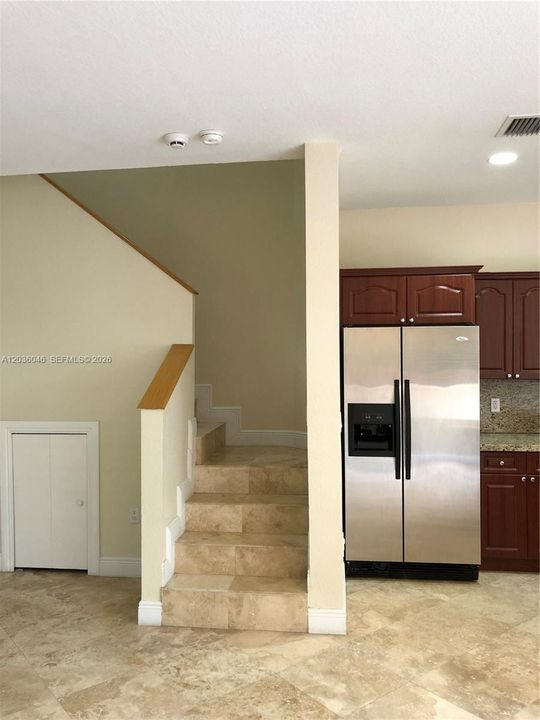 For Rent: $5,500 (3 beds, 2 baths, 1719 Square Feet)