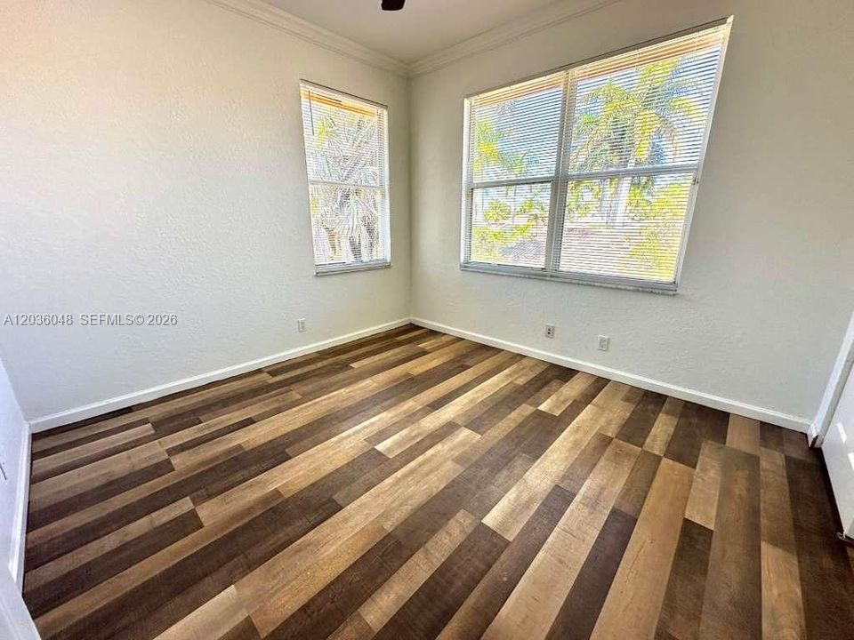 For Sale: $1,400,000 (6 beds, 4 baths, 3012 Square Feet)