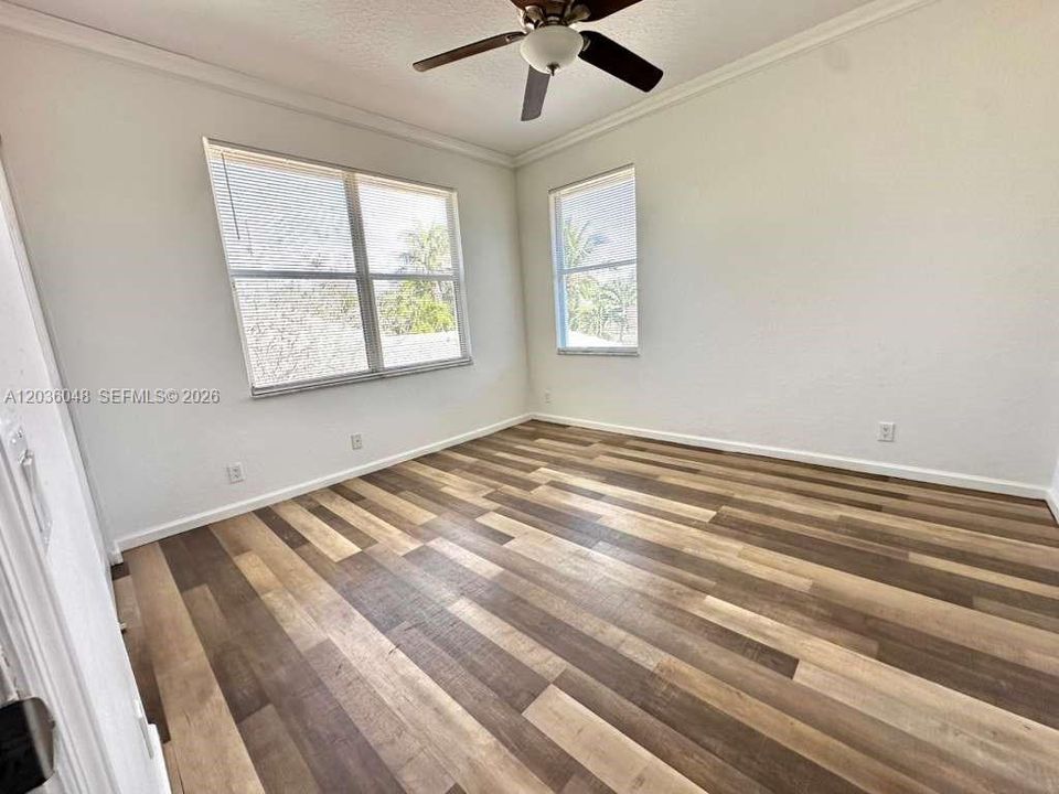 For Sale: $1,400,000 (6 beds, 4 baths, 3012 Square Feet)