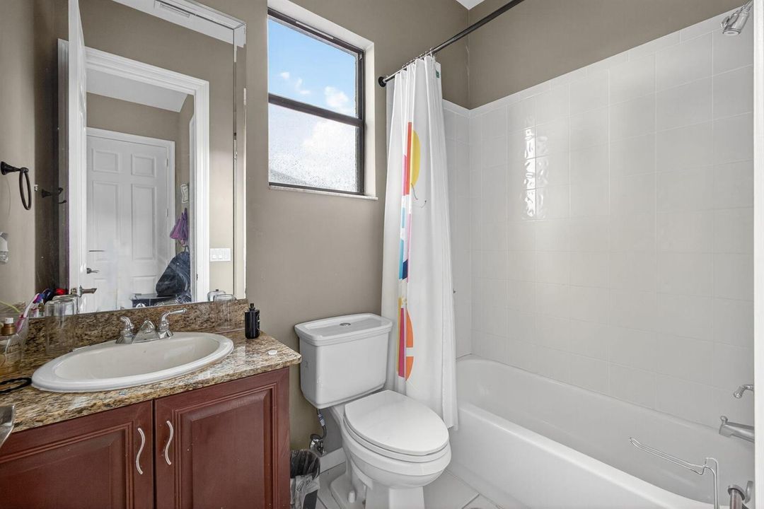 Wellington, FL House – Bathroom