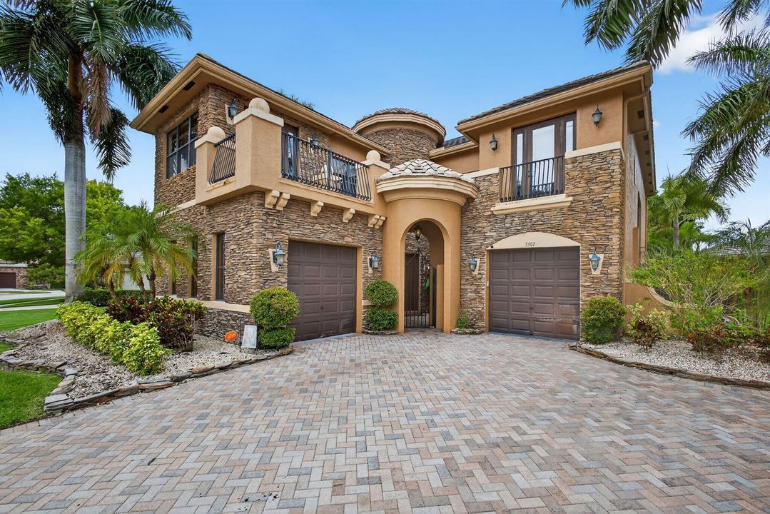 Wellington, FL House - Outdoor