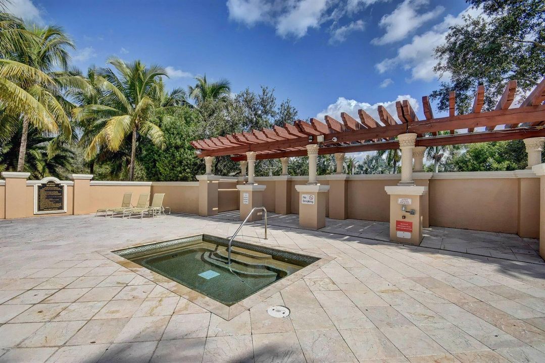 Wellington, FL House – Community Pool