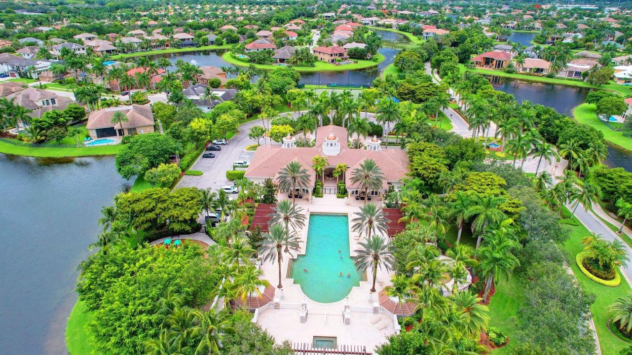 Wellington, FL House – Community Pool