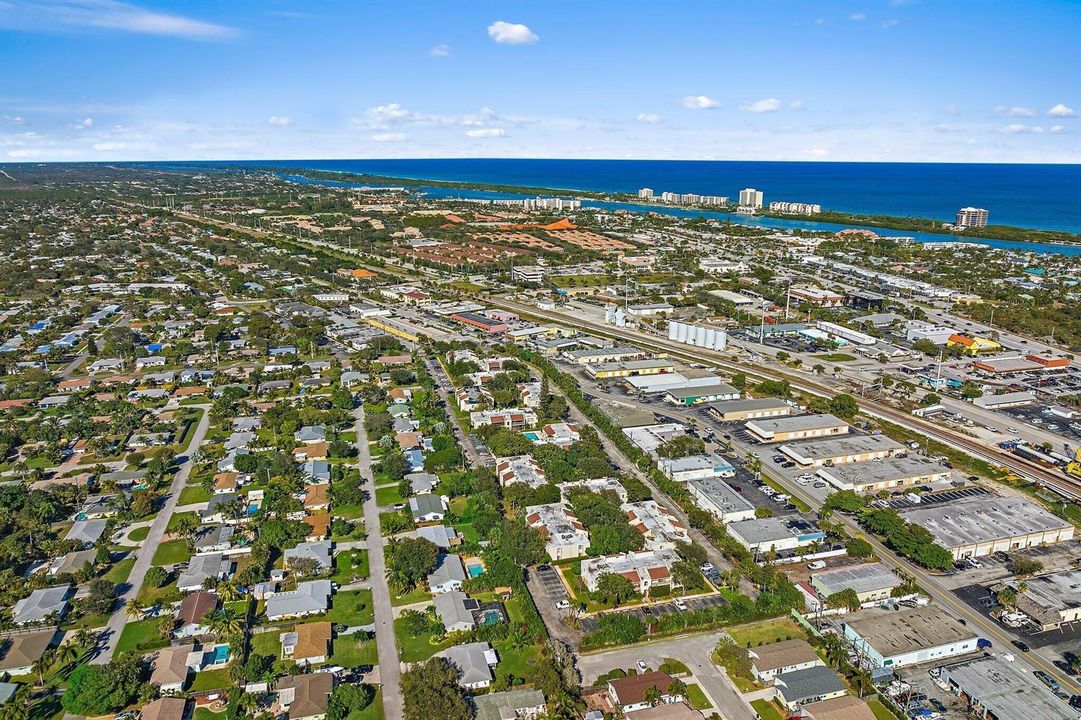 006-150PineviewRd-Tequesta-FL-SMALL