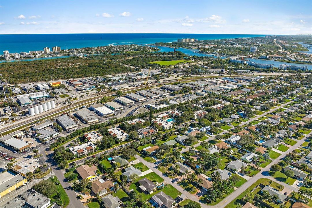 015-150PineviewRd-Tequesta-FL-SMALL