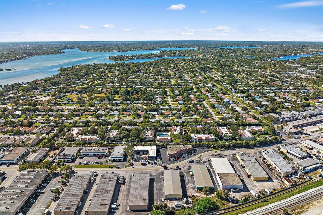 010-150PineviewRd-Tequesta-FL-SMALL