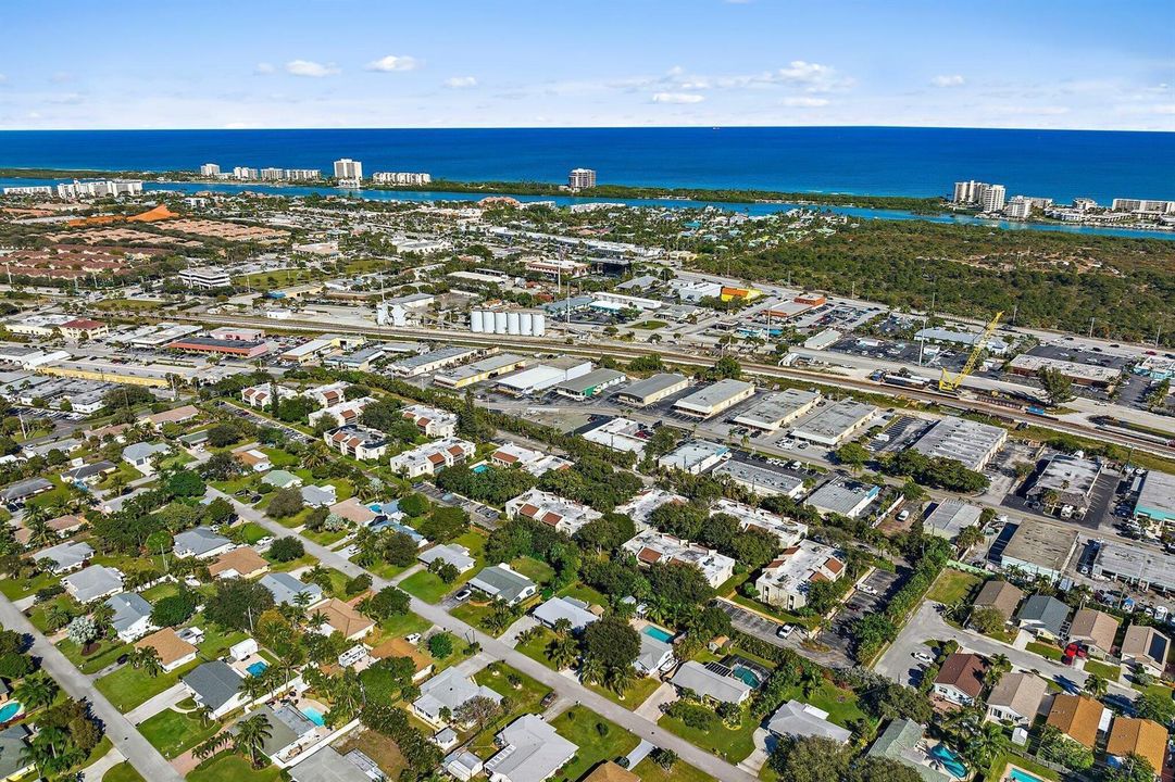 005-150PineviewRd-Tequesta-FL-SMALL