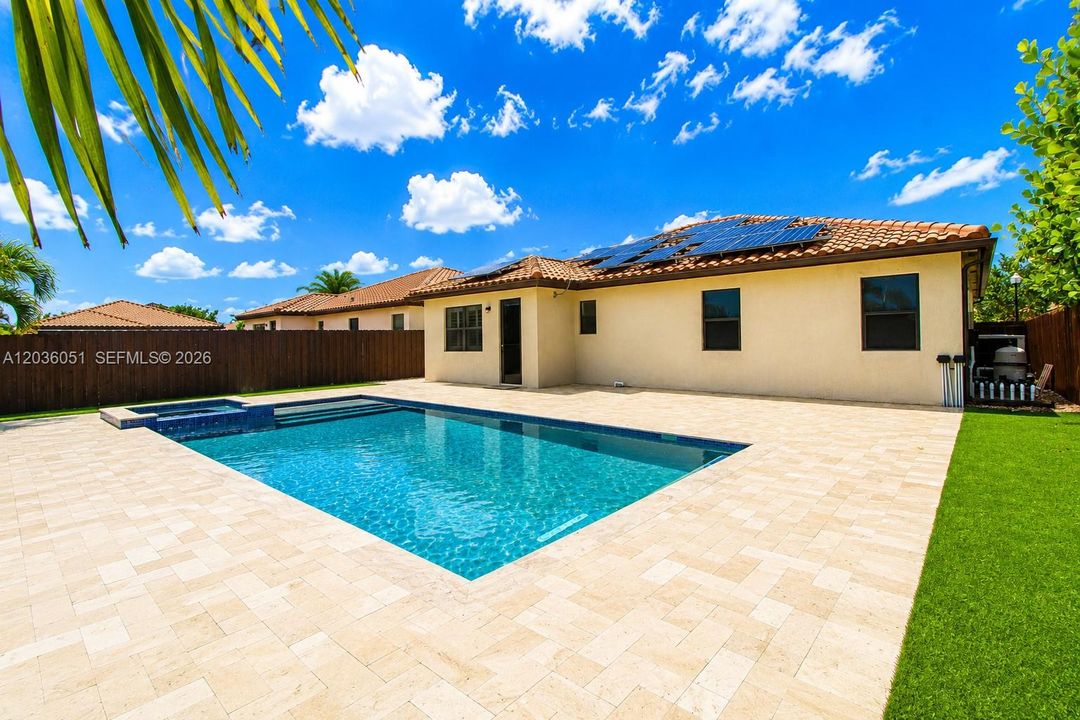 На продажу: $695,000 (4 спален, 3 ванн, 2228 Квадратных фут)