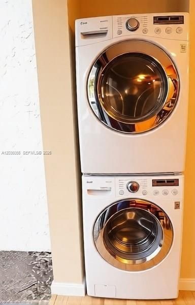 En Renta: $2,400 (2 camas, 2 baños, 1112 Pies cuadrados)