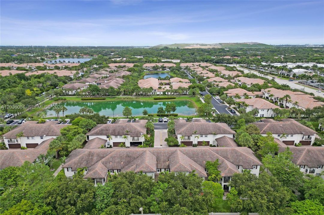 For Sale: $418,800 (3 beds, 2 baths, 1434 Square Feet)