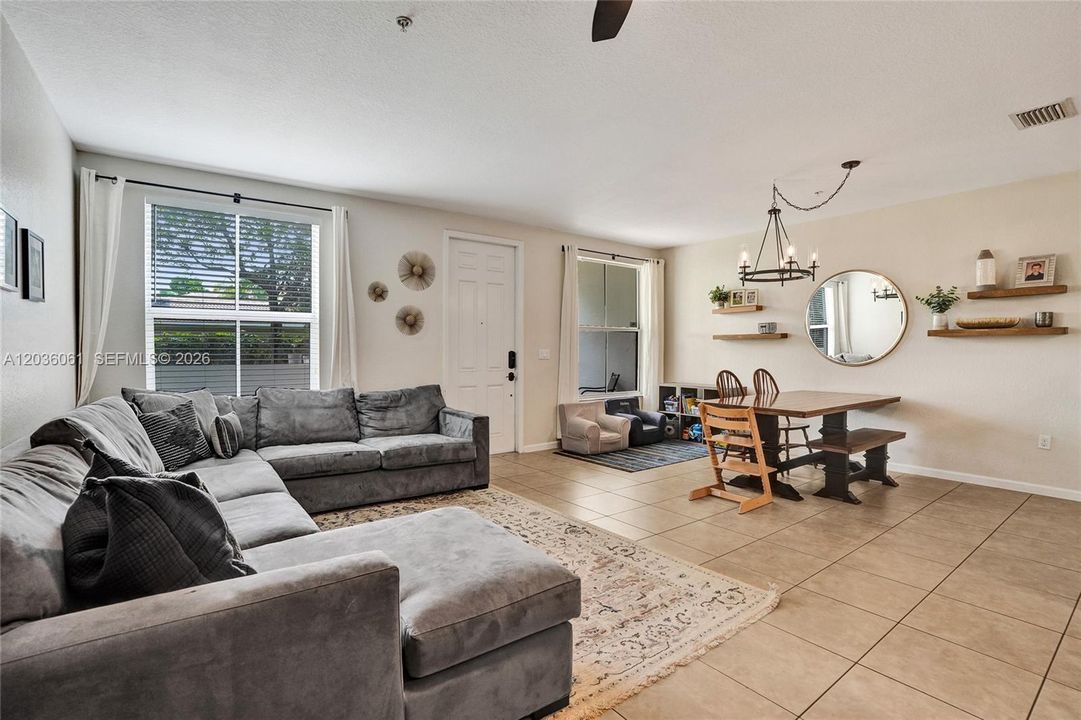 For Sale: $418,800 (3 beds, 2 baths, 1434 Square Feet)