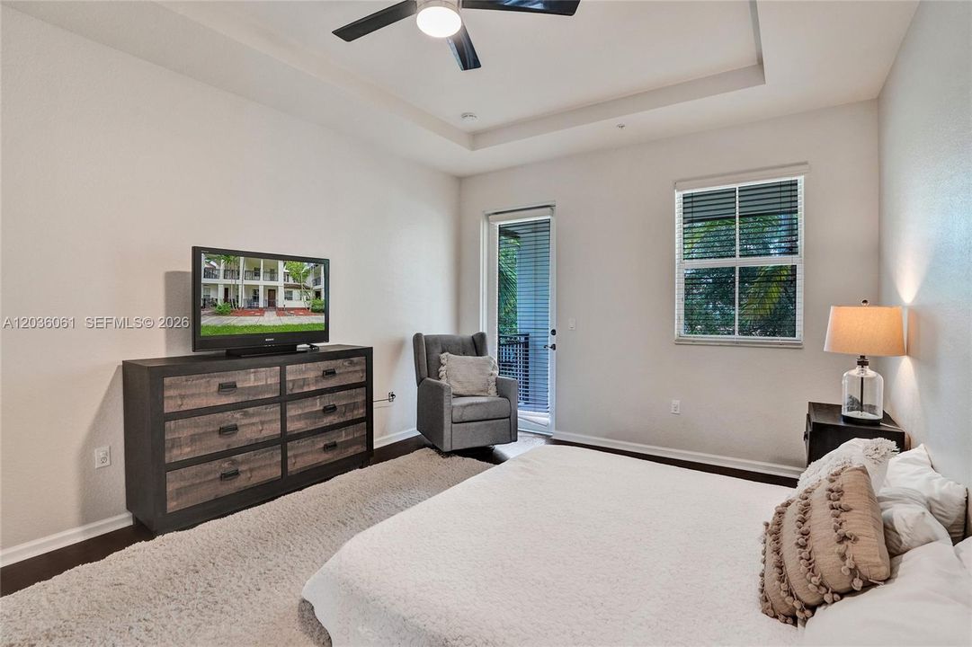 For Sale: $418,800 (3 beds, 2 baths, 1434 Square Feet)