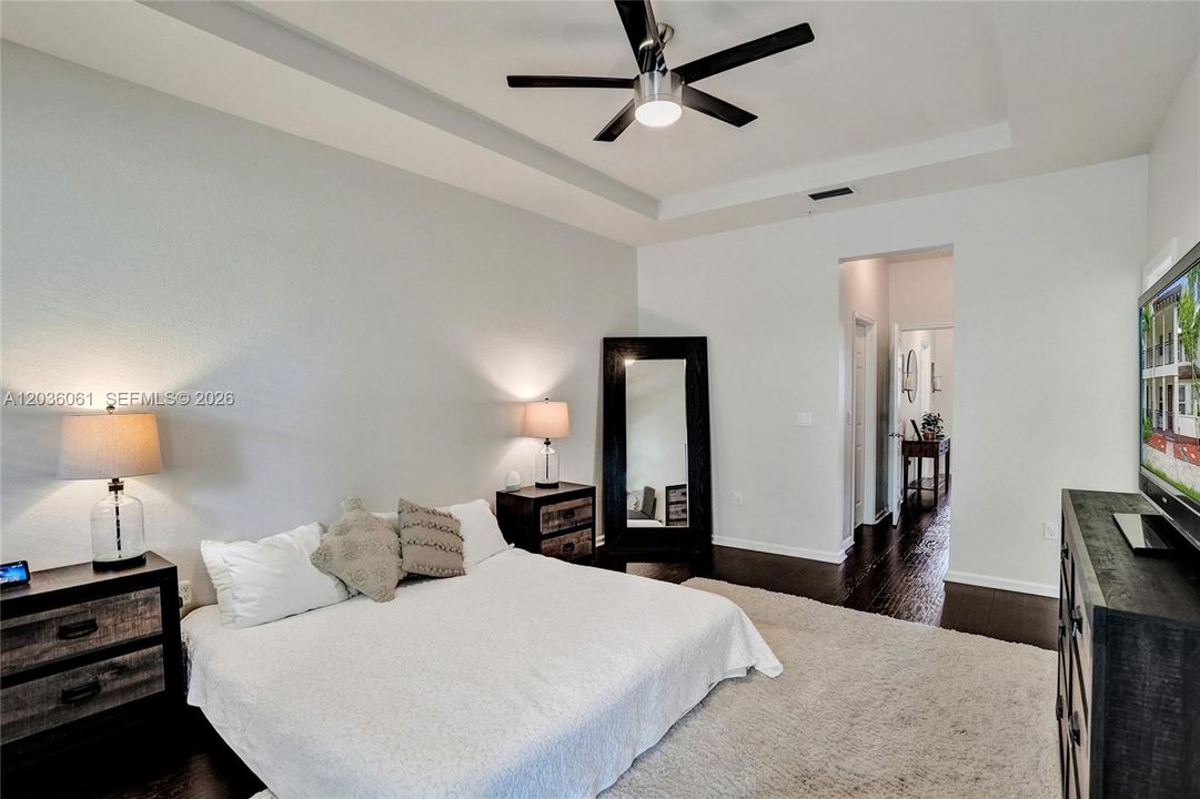 For Sale: $418,800 (3 beds, 2 baths, 1434 Square Feet)