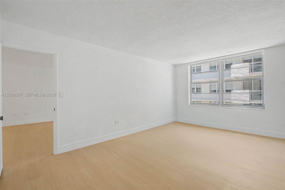 For Rent: $3,650 (2 beds, 2 baths, 1047 Square Feet)