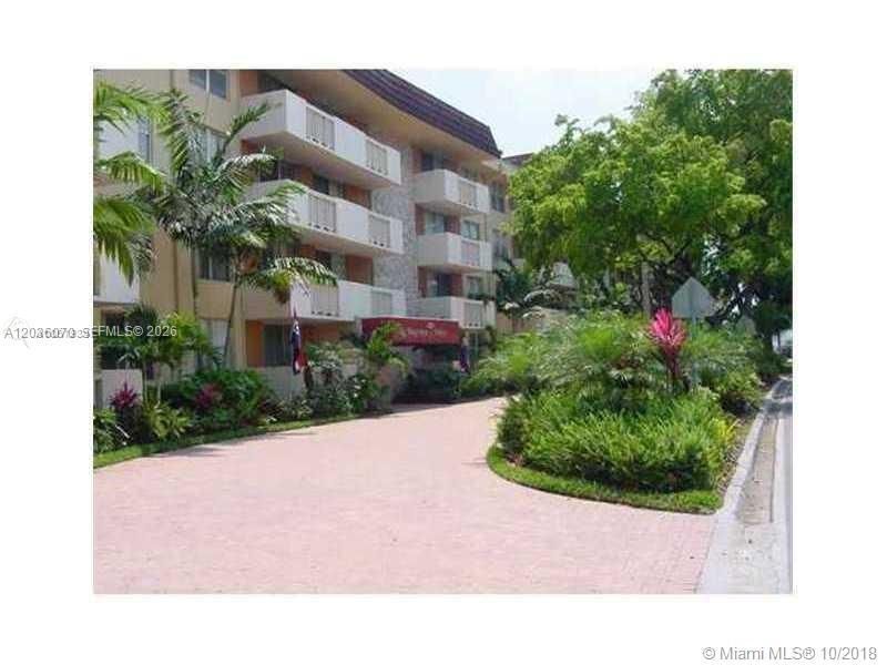 For Sale: $170,000 (1 beds, 1 baths, 714 Square Feet)