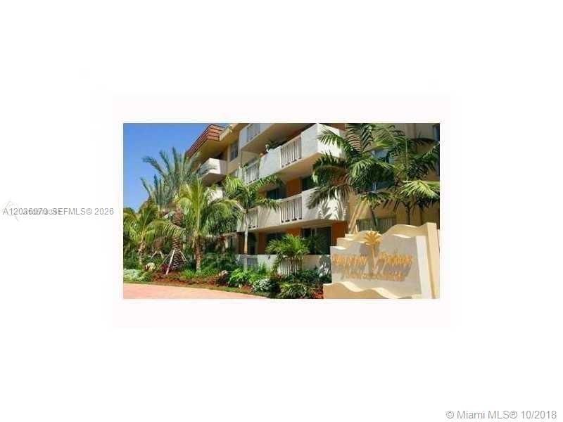 For Sale: $170,000 (1 beds, 1 baths, 714 Square Feet)