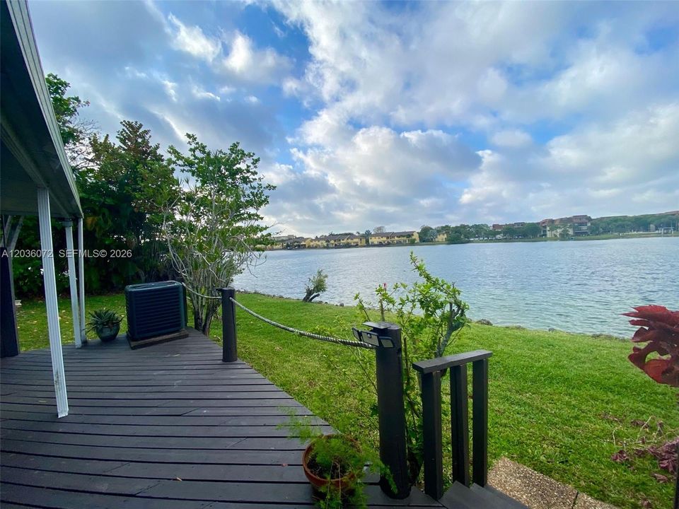 For Rent: $3,300 (3 beds, 2 baths, 1580 Square Feet)