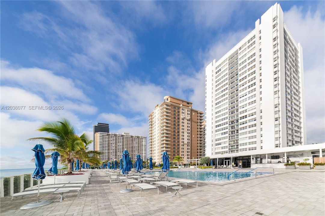 For Rent: $4,200 (2 beds, 2 baths, 1440 Square Feet)