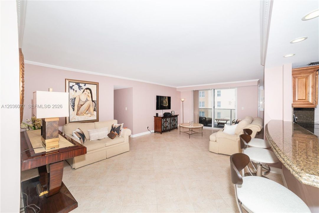 For Rent: $4,200 (2 beds, 2 baths, 1440 Square Feet)