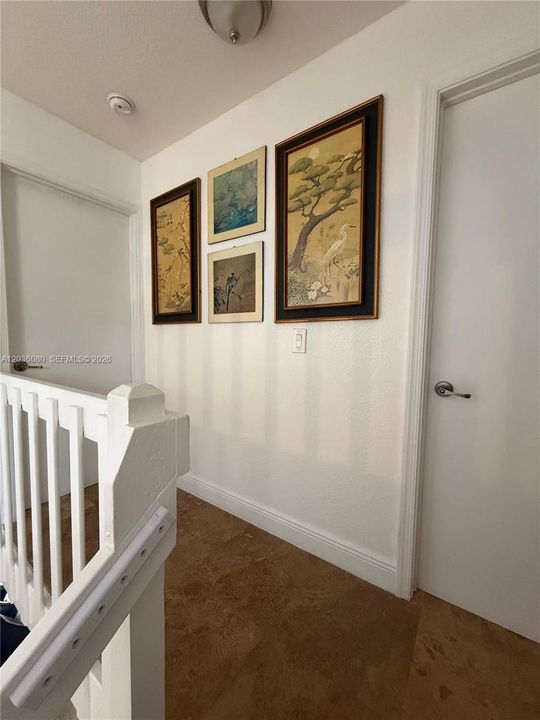 For Sale: $405,000 (2 beds, 1 baths, 1230 Square Feet)