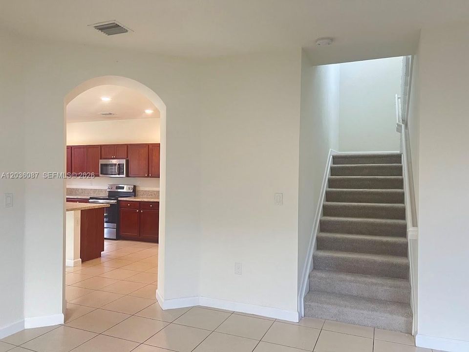 For Sale: $660,000 (5 beds, 3 baths, 3196 Square Feet)