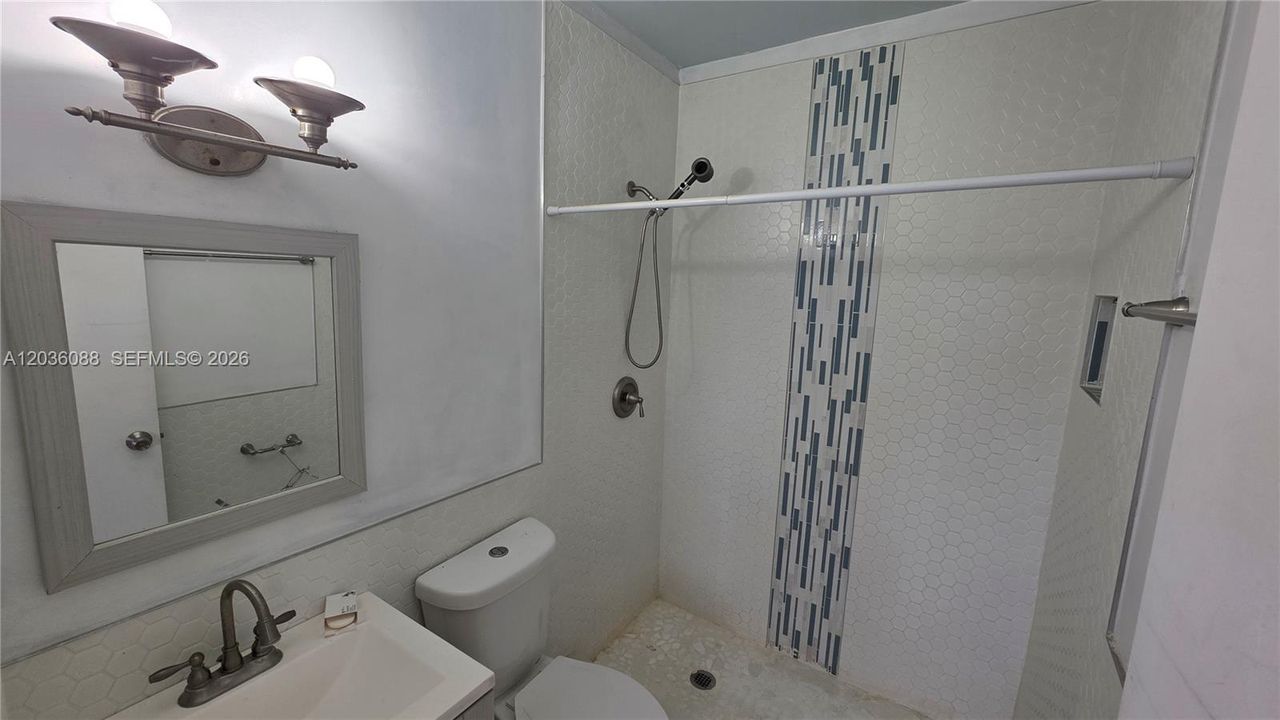En Venta: $620,000 (4 camas, 3 baños, 1538 Pies cuadrados)