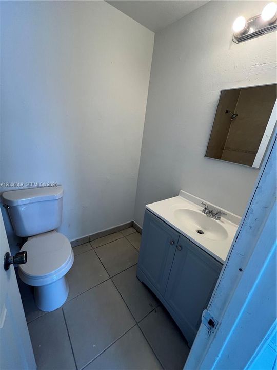 В аренду: $3,000 (3 спален, 2 ванн, 910 Квадратных фут)