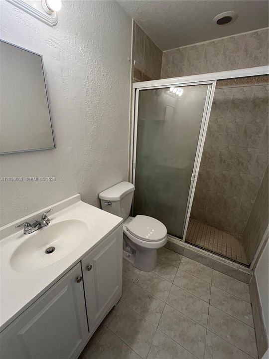 В аренду: $3,000 (3 спален, 2 ванн, 910 Квадратных фут)
