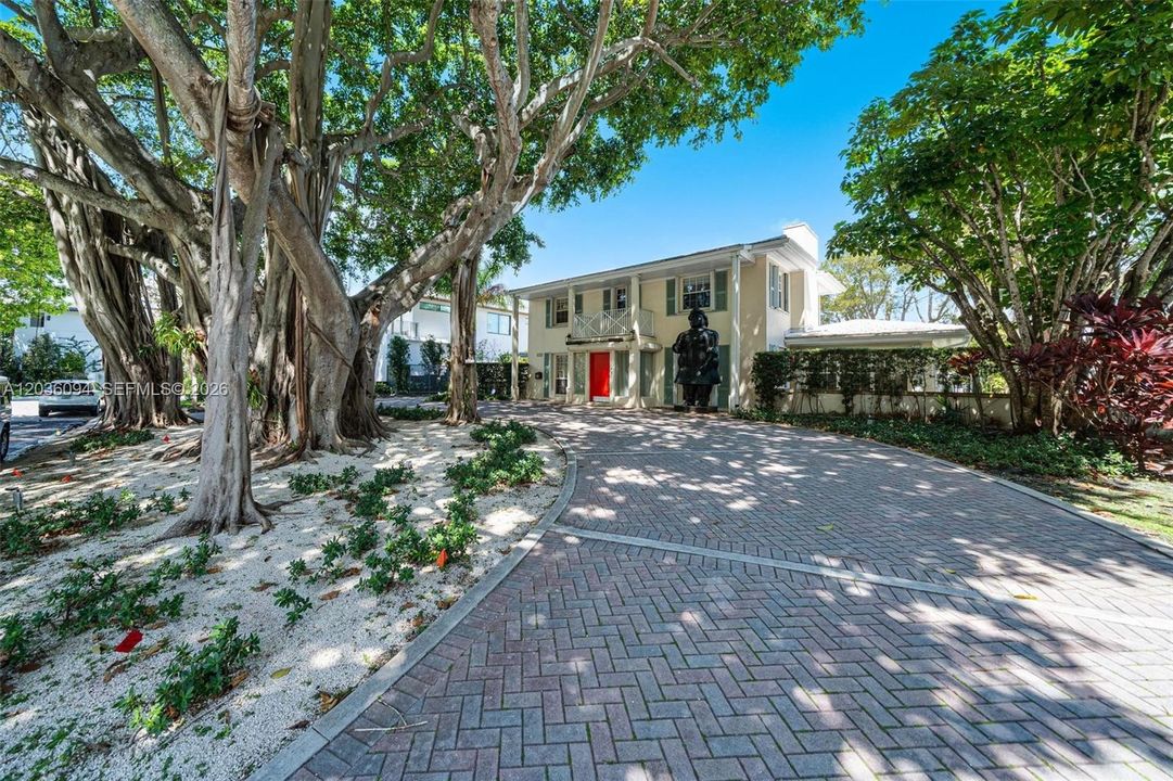 En Venta: $10,900,000 (3 camas, 2 baños, 2322 Pies cuadrados)