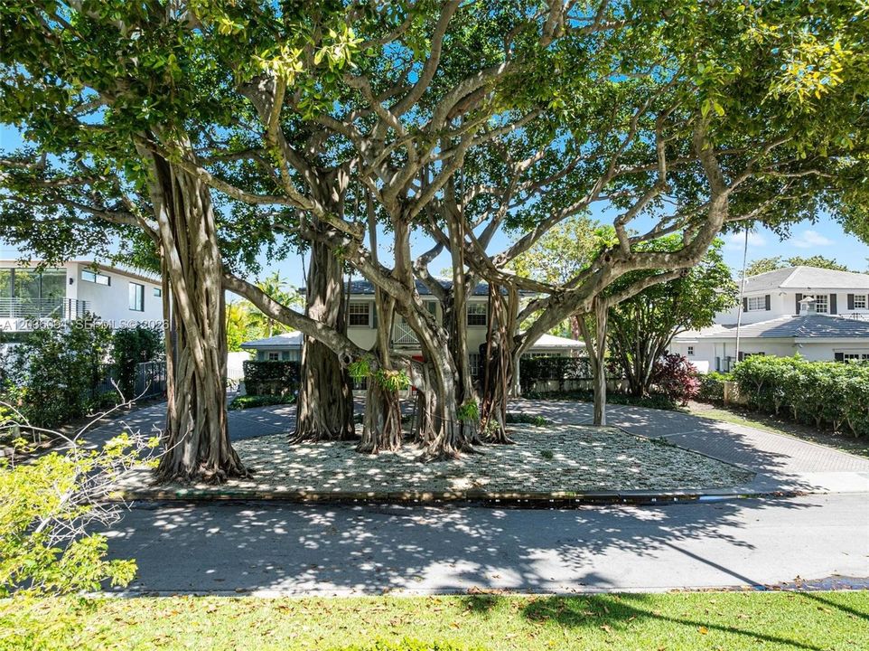 En Venta: $10,900,000 (3 camas, 2 baños, 2322 Pies cuadrados)