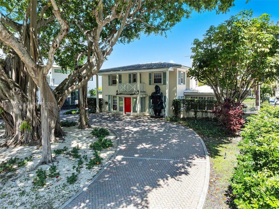 En Venta: $10,900,000 (3 camas, 2 baños, 2322 Pies cuadrados)