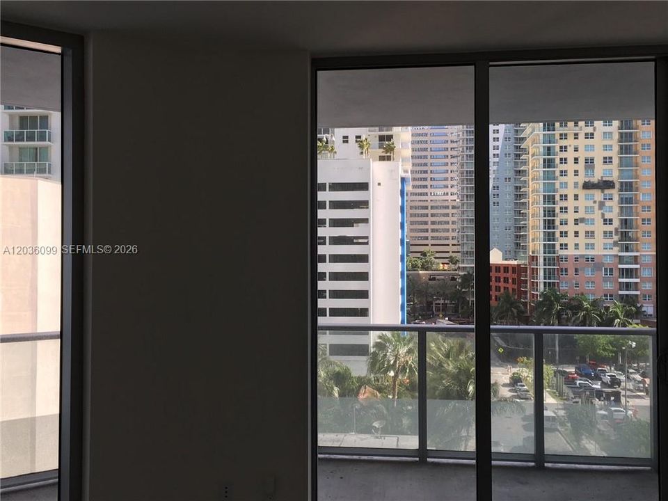 В аренду: $2,950 (1 спален, 1 ванн, 644 Квадратных фут)