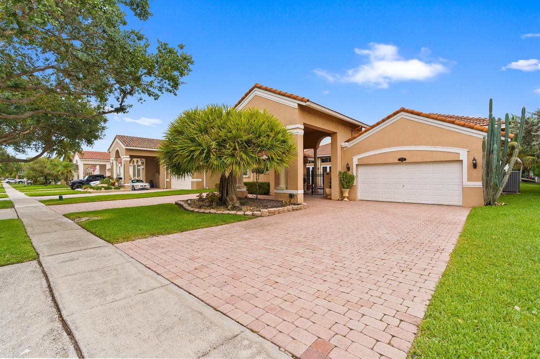 Oversized Paver Driveway